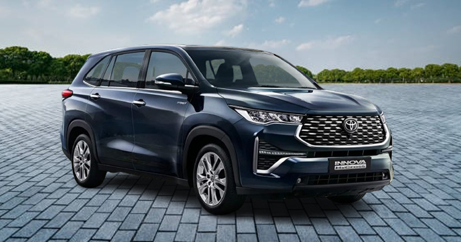 Toyota Innova Hycross