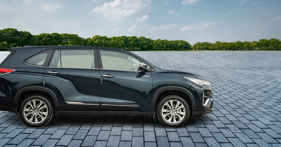 Innova Hycross