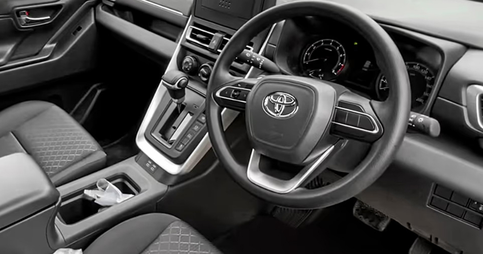 Innova Hycross
