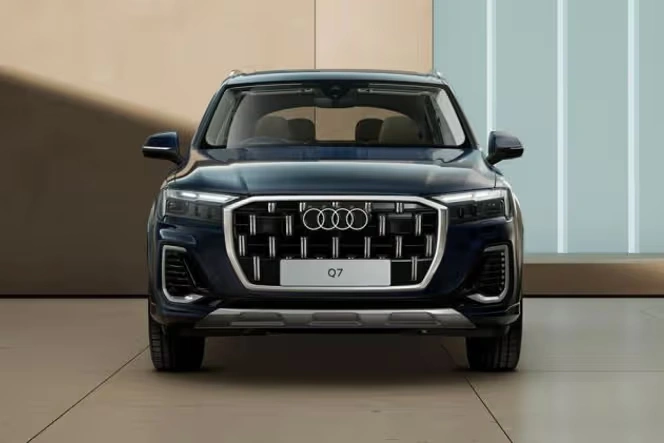 Q7