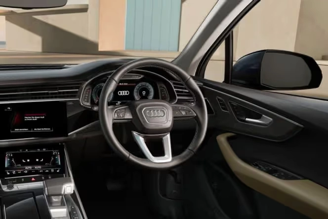 Q7
