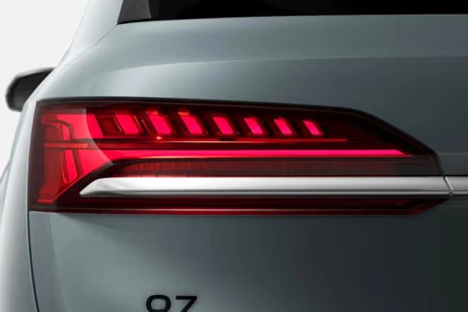 Q7