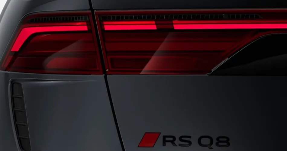 RS Q8