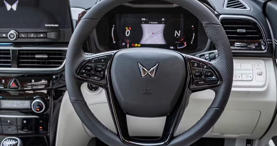 XUV 3XO EV