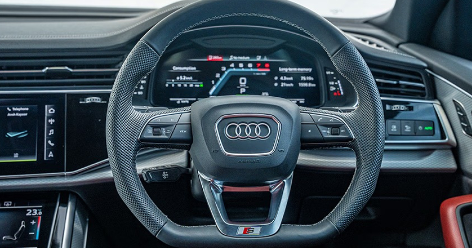 SQ8