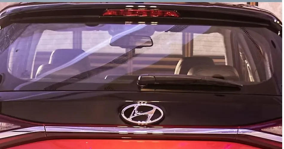 i20