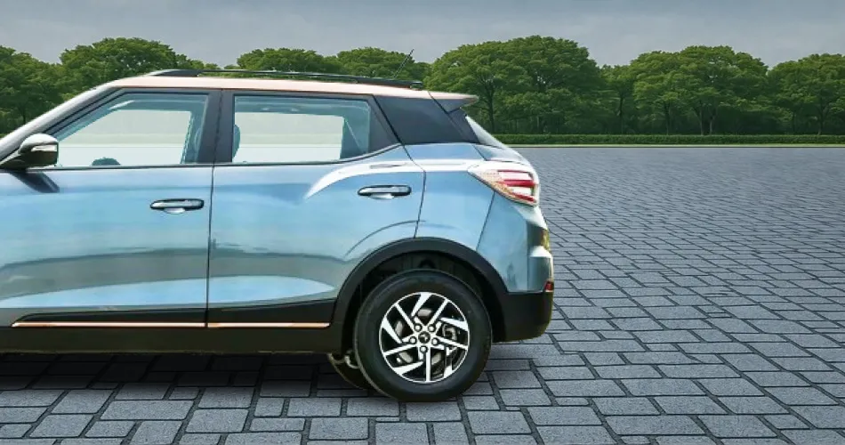 XUV400 EV
