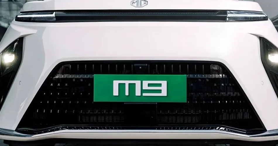 M9