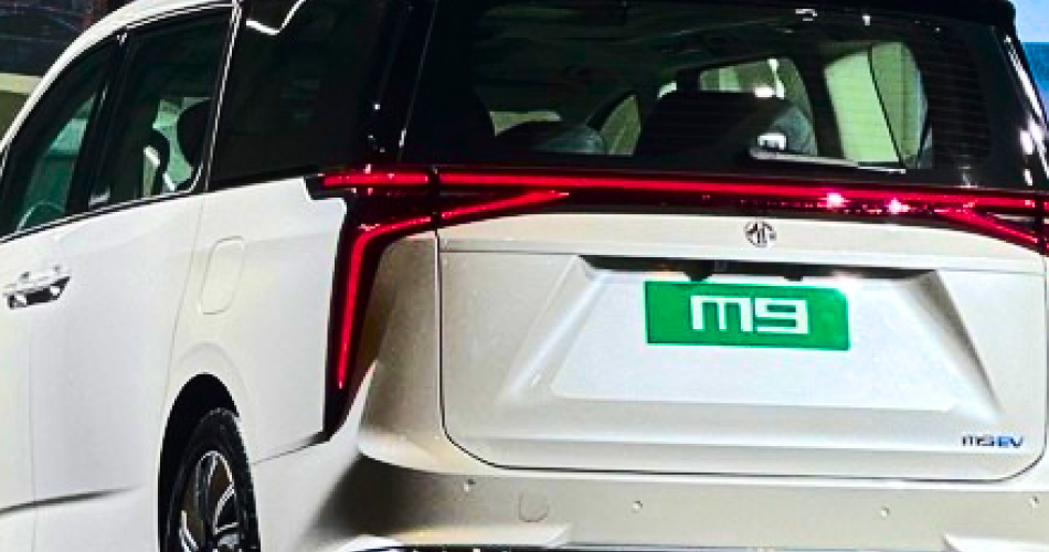 M9